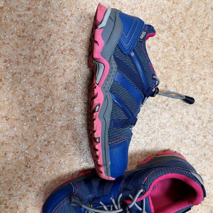 Продам детские кроссовки Crane на мембране SGtex