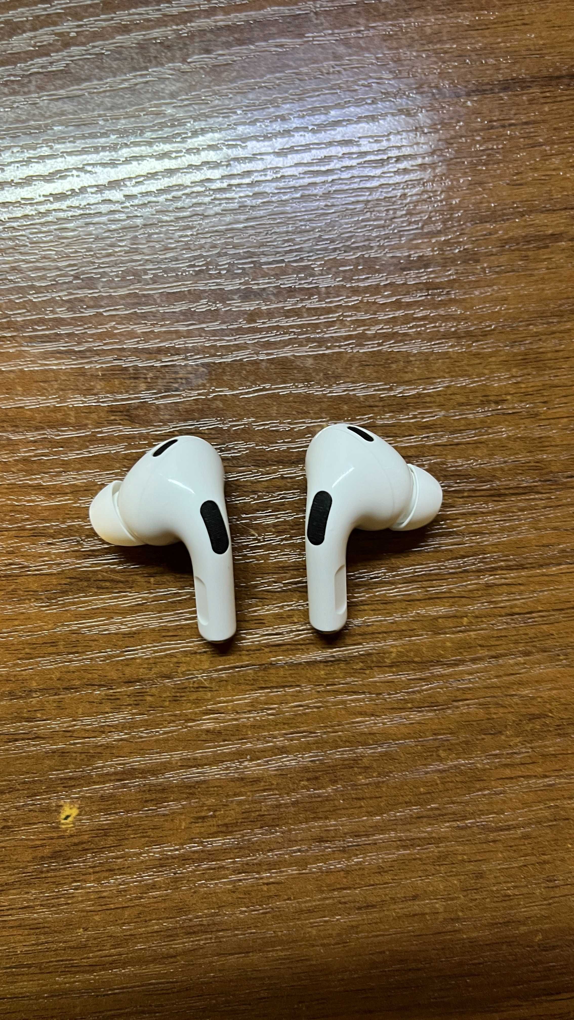 Стан ідеальнй!  Apple AirPods Pro 2