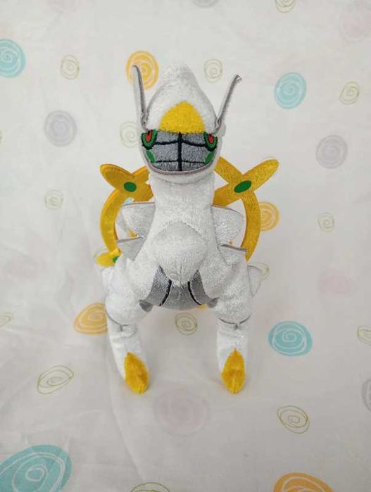 Pokémon peluche arceus