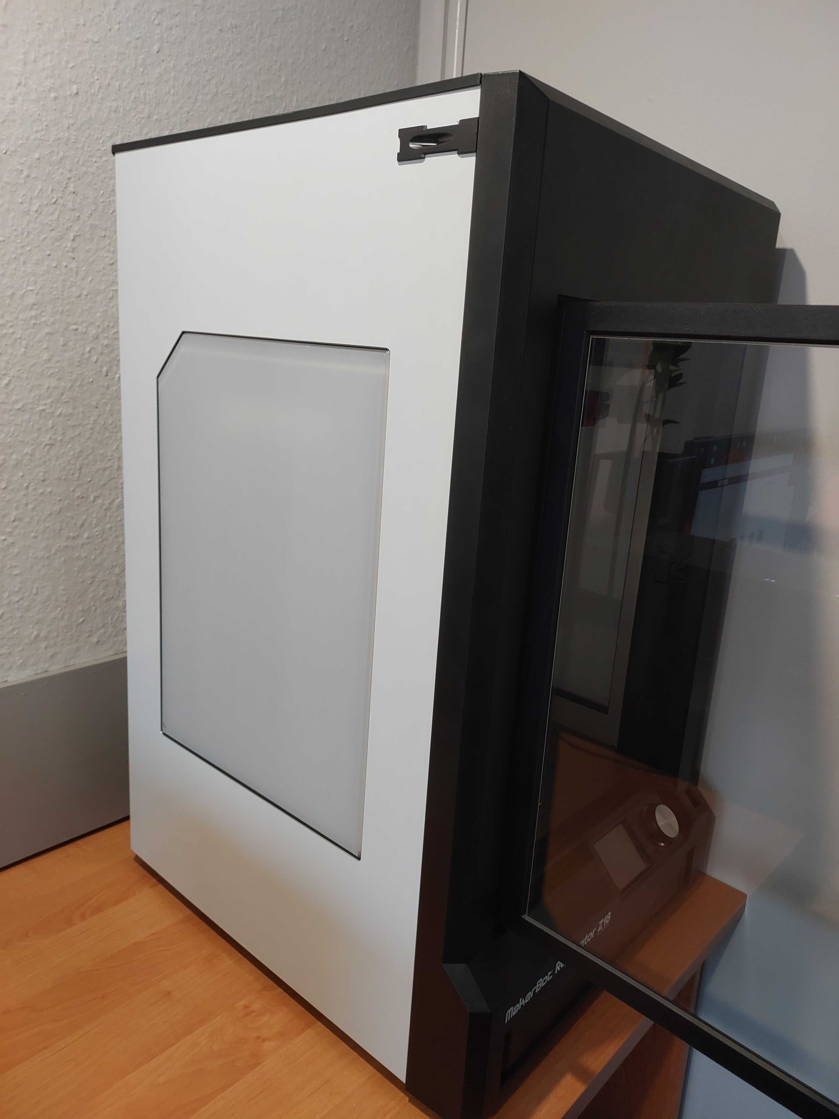 Drukarka 3D - Makerbot Z18 - 100h druku