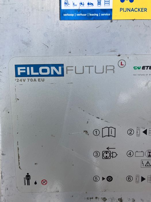 Prostownik ładowarka filon futur 24v 70a  Widlak wózek widłowy palecia