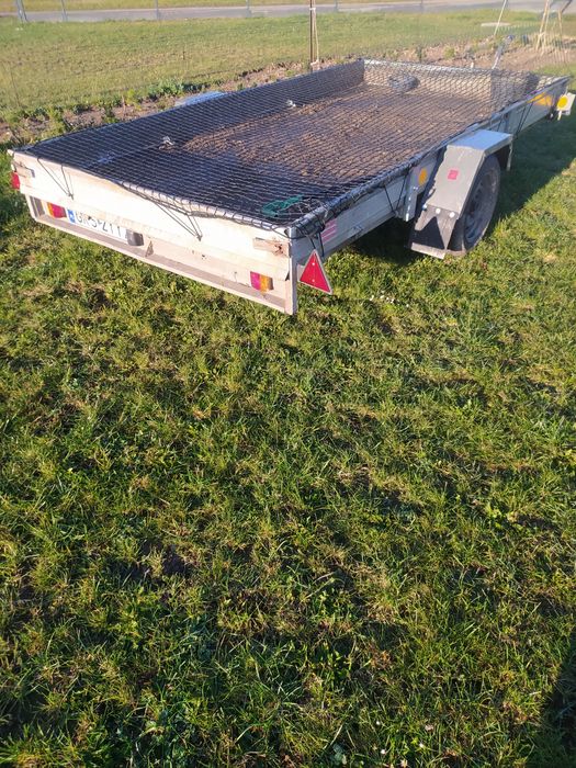 Przyczepa samochodowa hamowana 1250 dmc