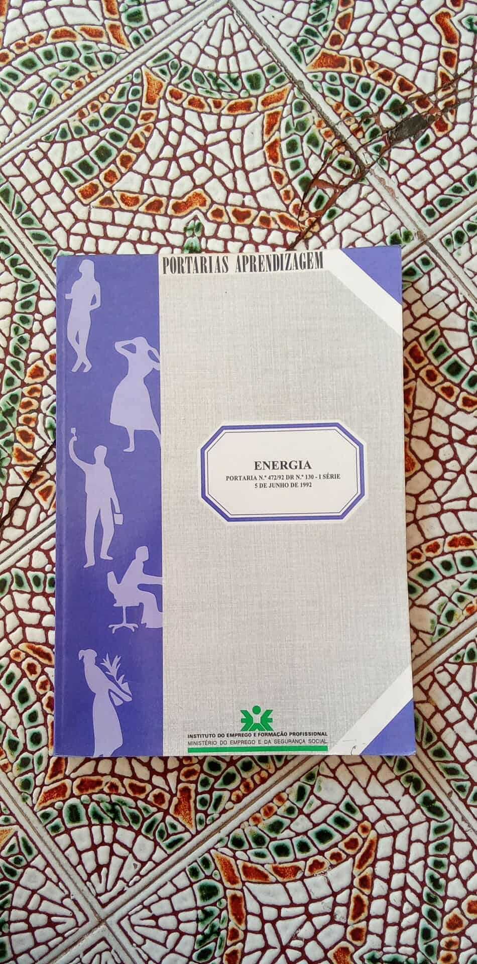 Vendo livros de artes laborais