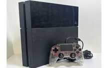 Playstation 4 konsola