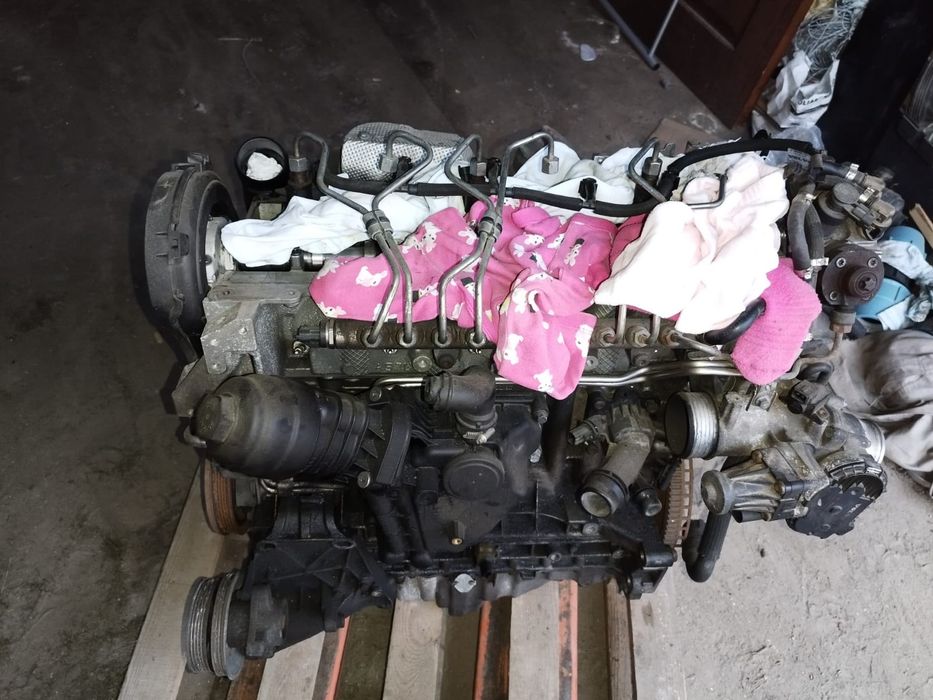 SILNIK KOMPLET Volvo XC60 2.4 D5 BITURBO 205KM  D5244T10 
Na części lu