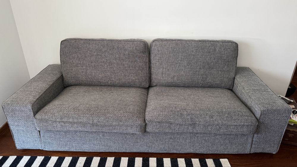 Sofá kivik ikea 3 lugares