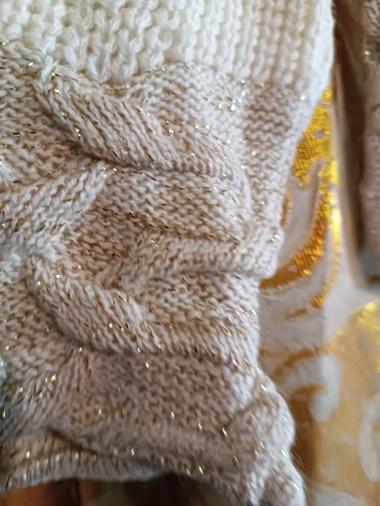 Жіночий светр женский свитер 44/46 розмір