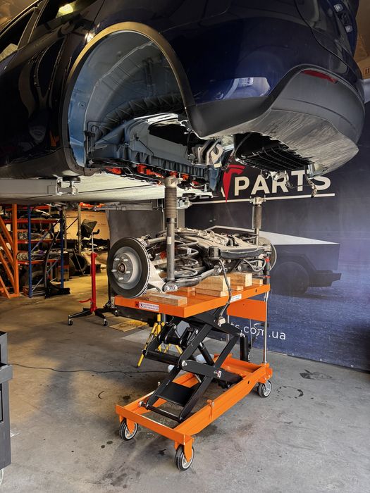 Ремонт сервіс тесла відновлення після дтп