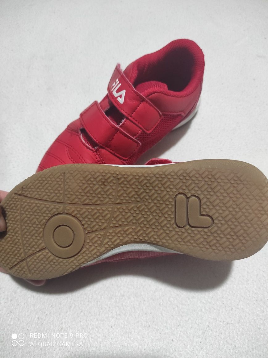 Кросівки. Fila. Кроссовки