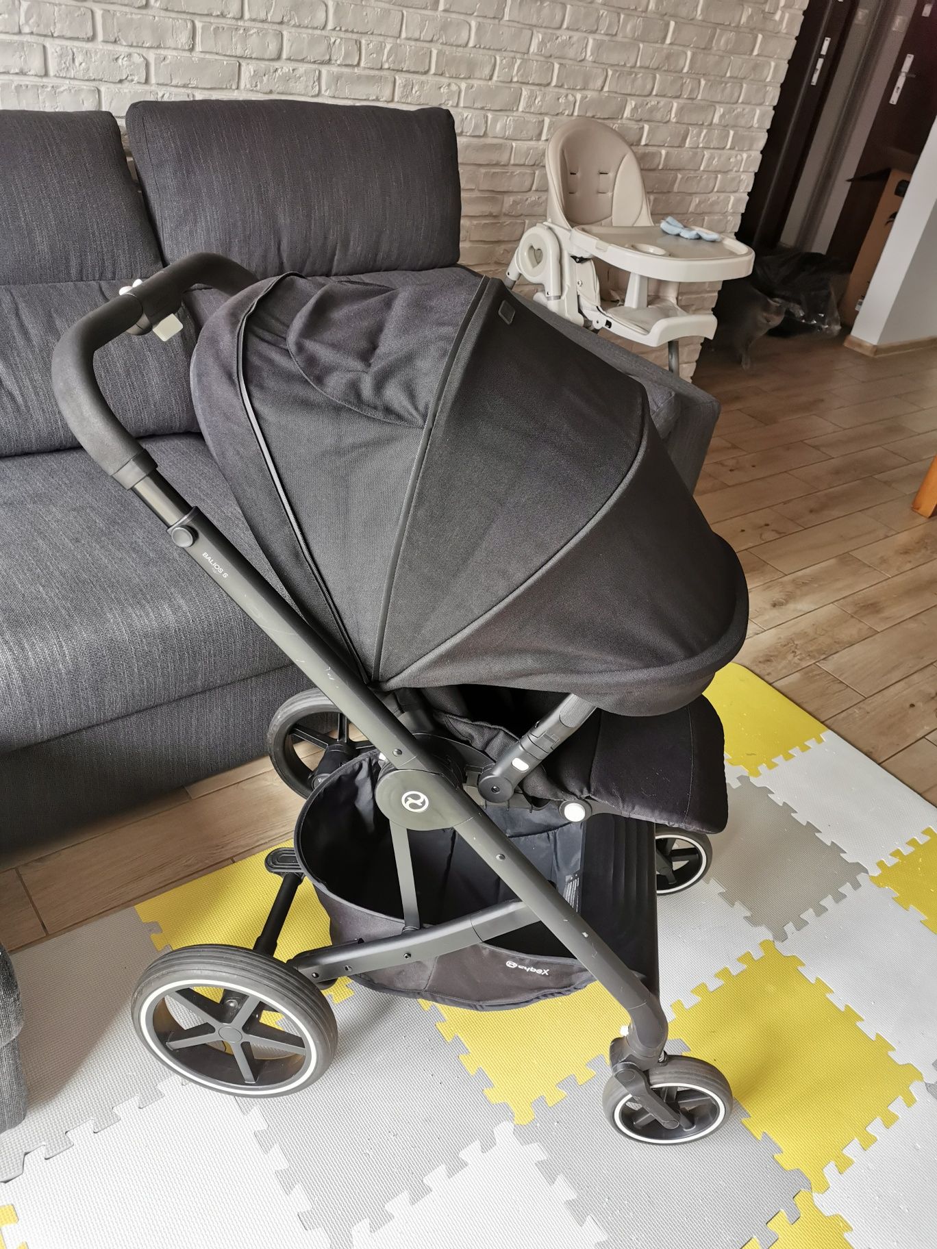 Cybex balios s lux czarny 2w1