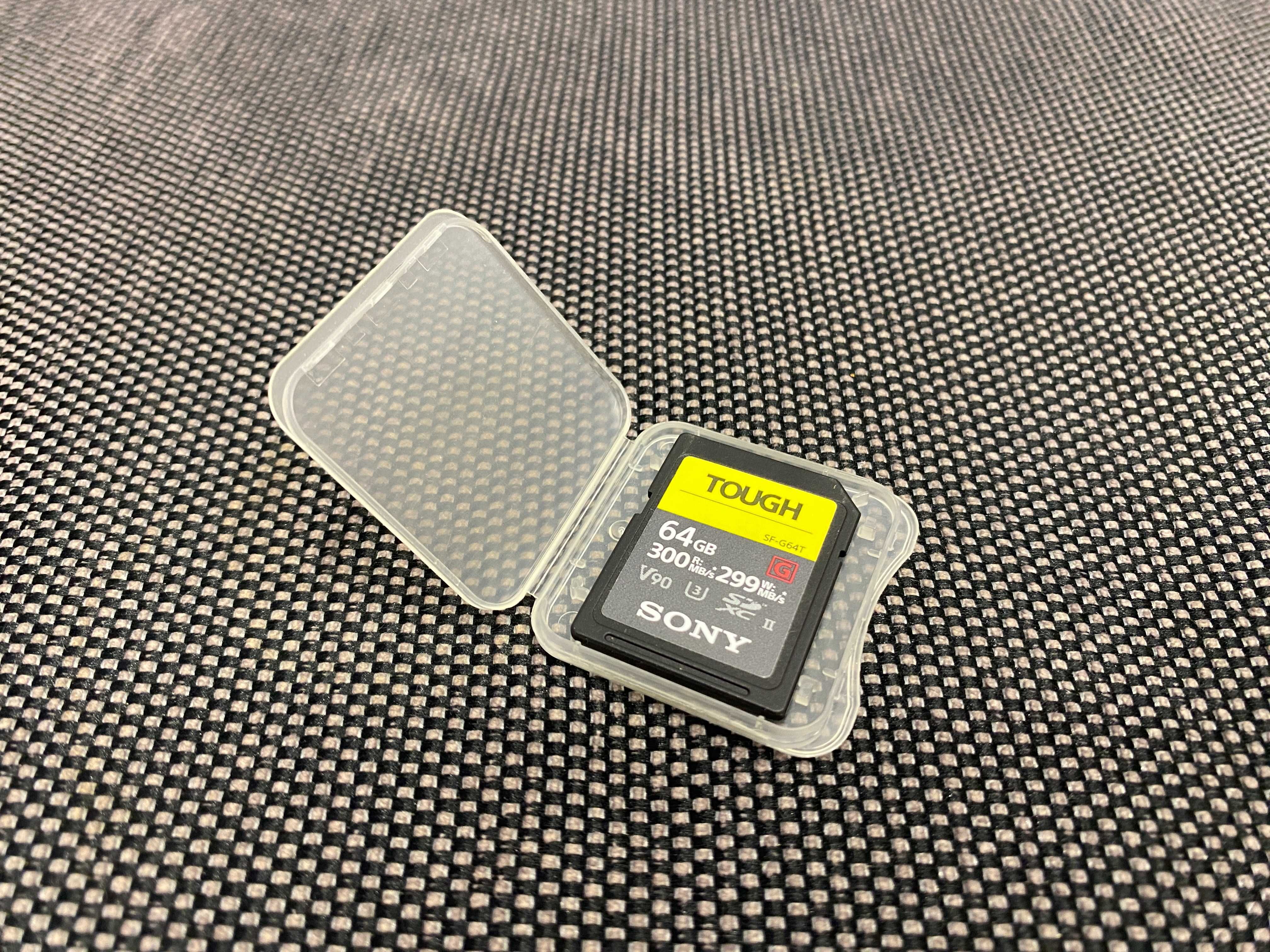 Карта памяти Sony 64GB SDXC class 10 UHS-II U3 V90 Tough (SF64TG)