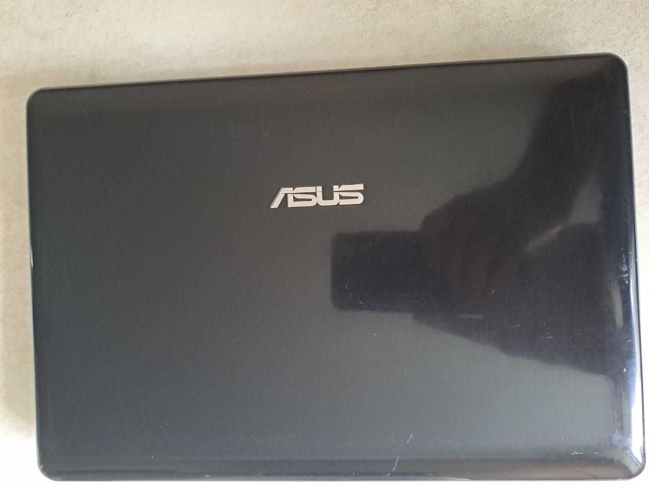 Нетбук Asus EeePC 1215P