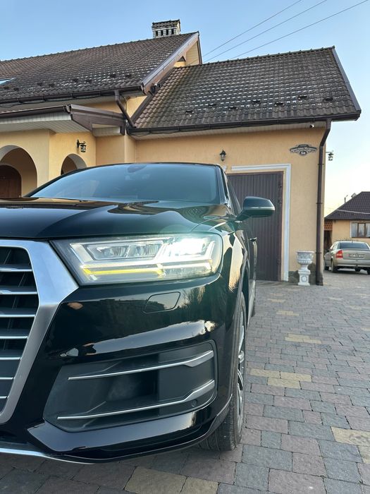AUDI Q7 4m 2017р