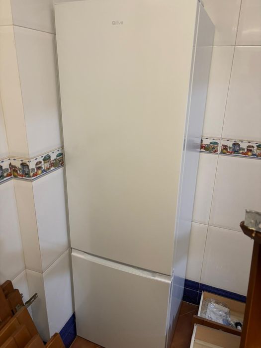 Frigorífico 2 portas QILIVE - NOVO S/CAIXA