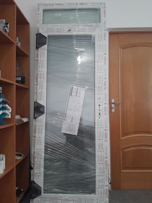 Двері металопластикові вхідні