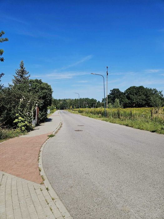 Działka 1710m2  + budynek gospodarczo-usługowy 250m2