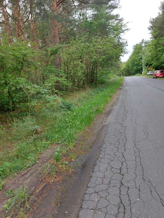 Działka budowlana, media w drodze