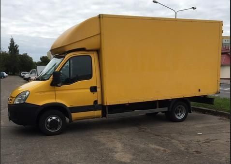 Недорогі вантажні перевезення по країні від 180км.