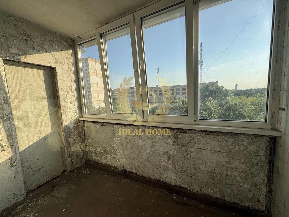 Продається 3-кімнатна квартира в Деснянському р-ні ( Лісовий масив )