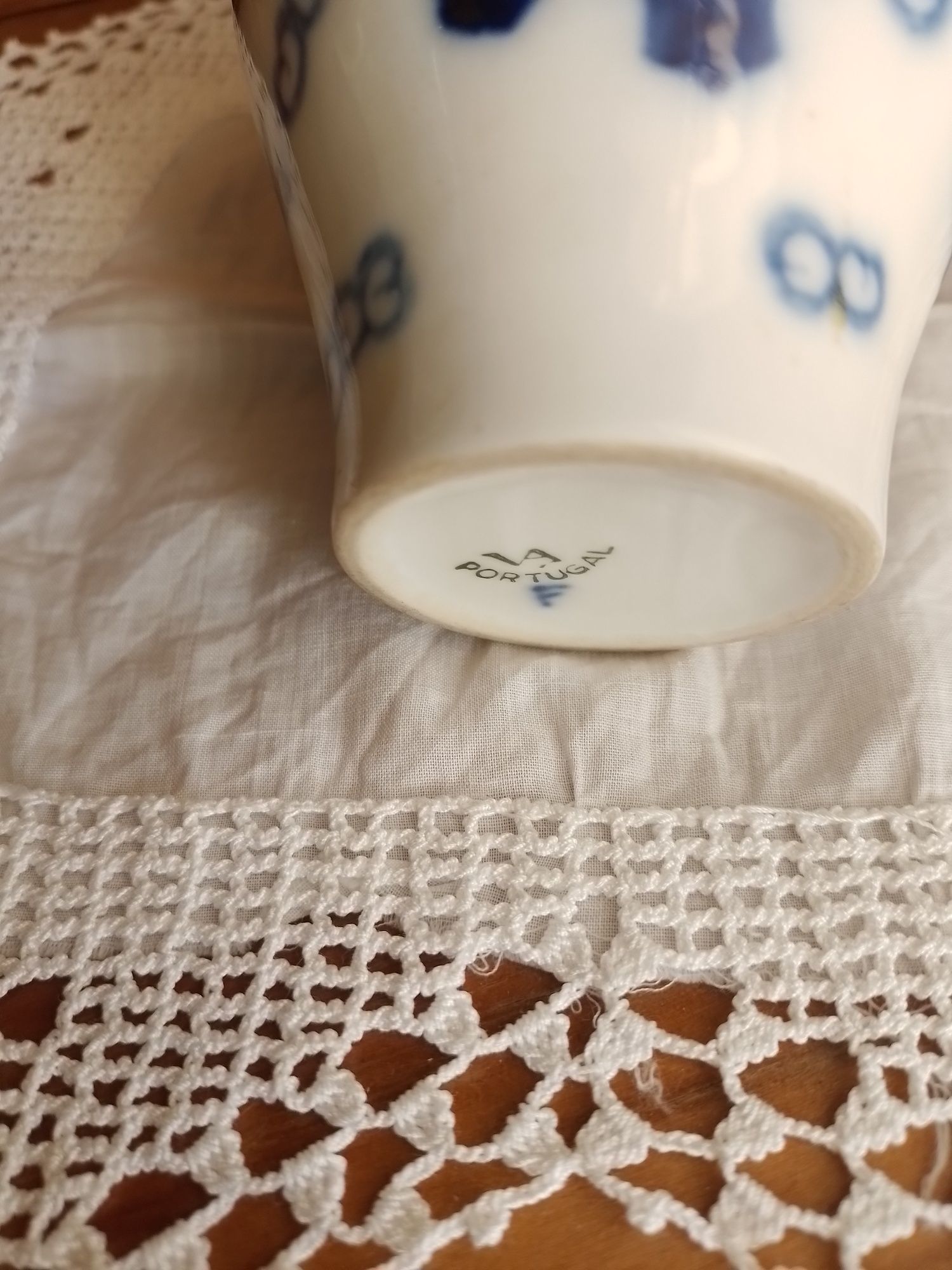 Jarra em porcelana Vista Alegre
