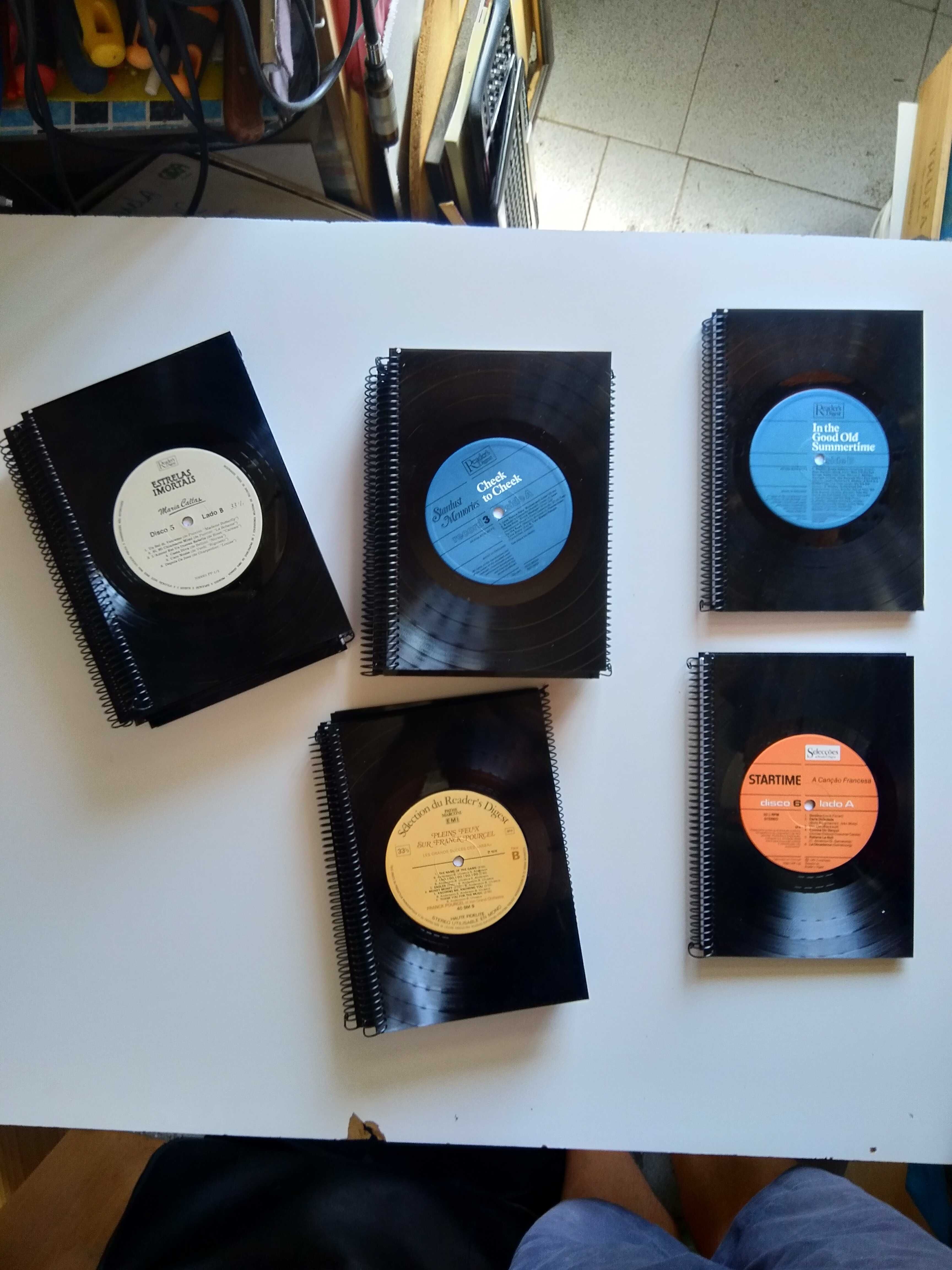 Cadernos com capas de discos de vinil, LP