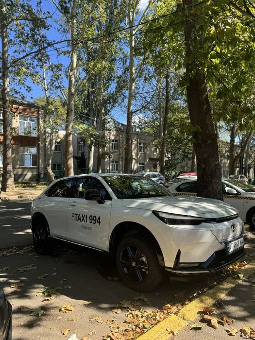 Оренда електричного авто для таксі