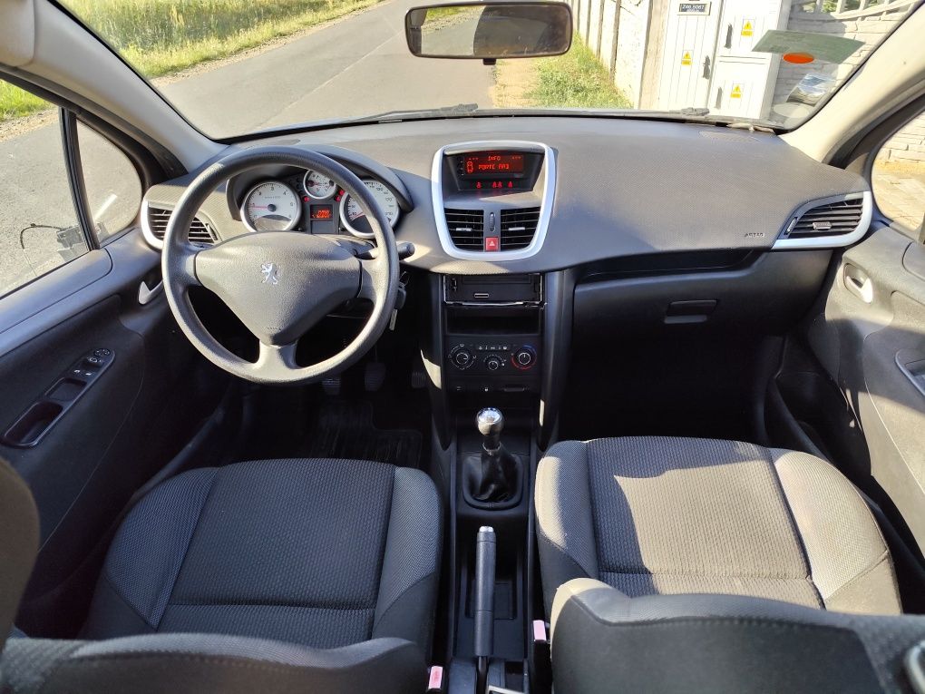 Peugeot 207SW 1.6 HDi 166 tys przeb