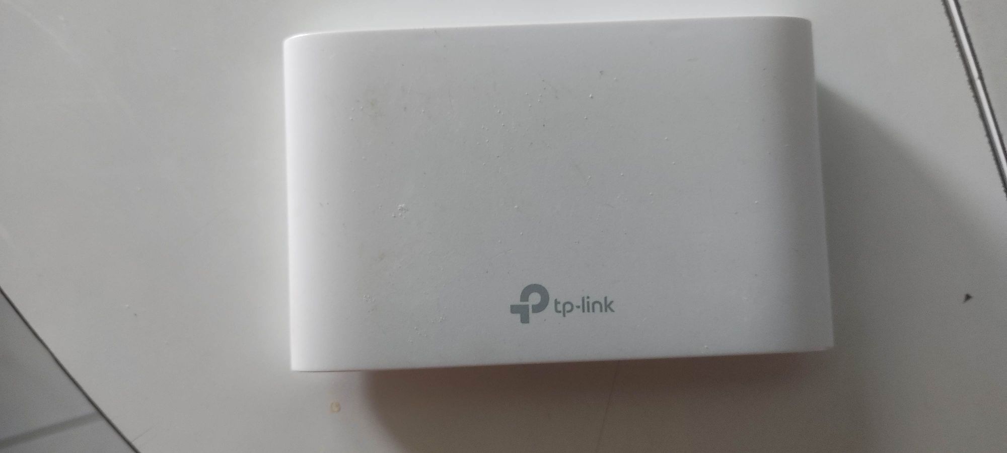 Router branco da TP link