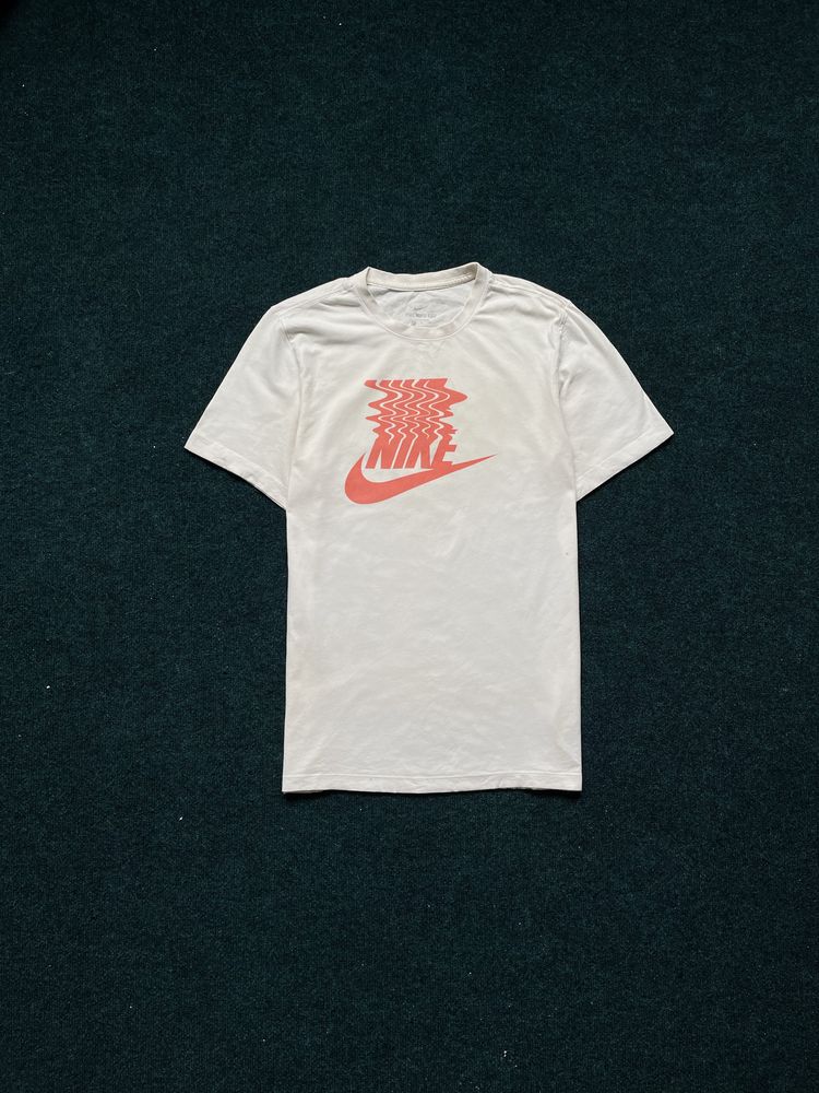 Футболка Nike Tee з логотипом/Нові колекції/Оригінал