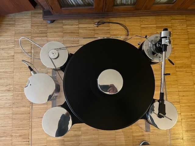 Transrotor Dark Star Silver Shadow Gramofon (SME clearaudio)