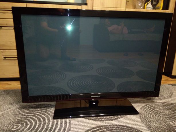 Telewizor Samsung 42" uszkodzony