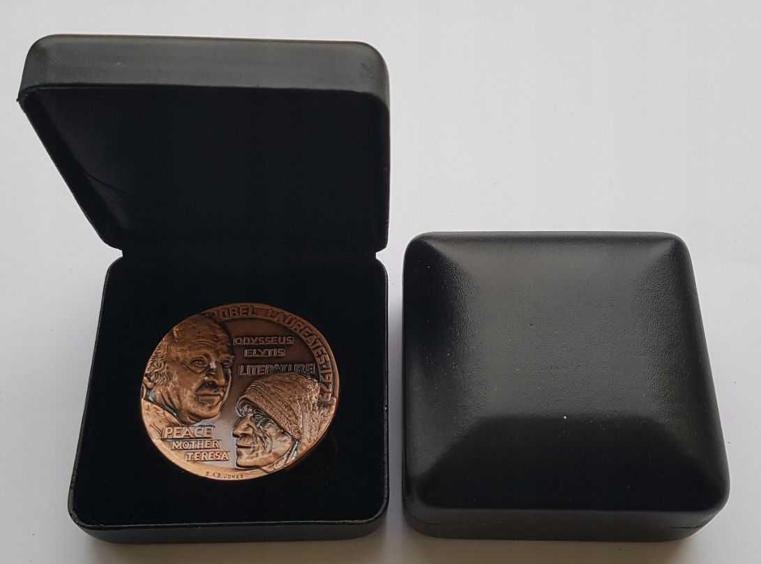 Medal Matka Teresa.