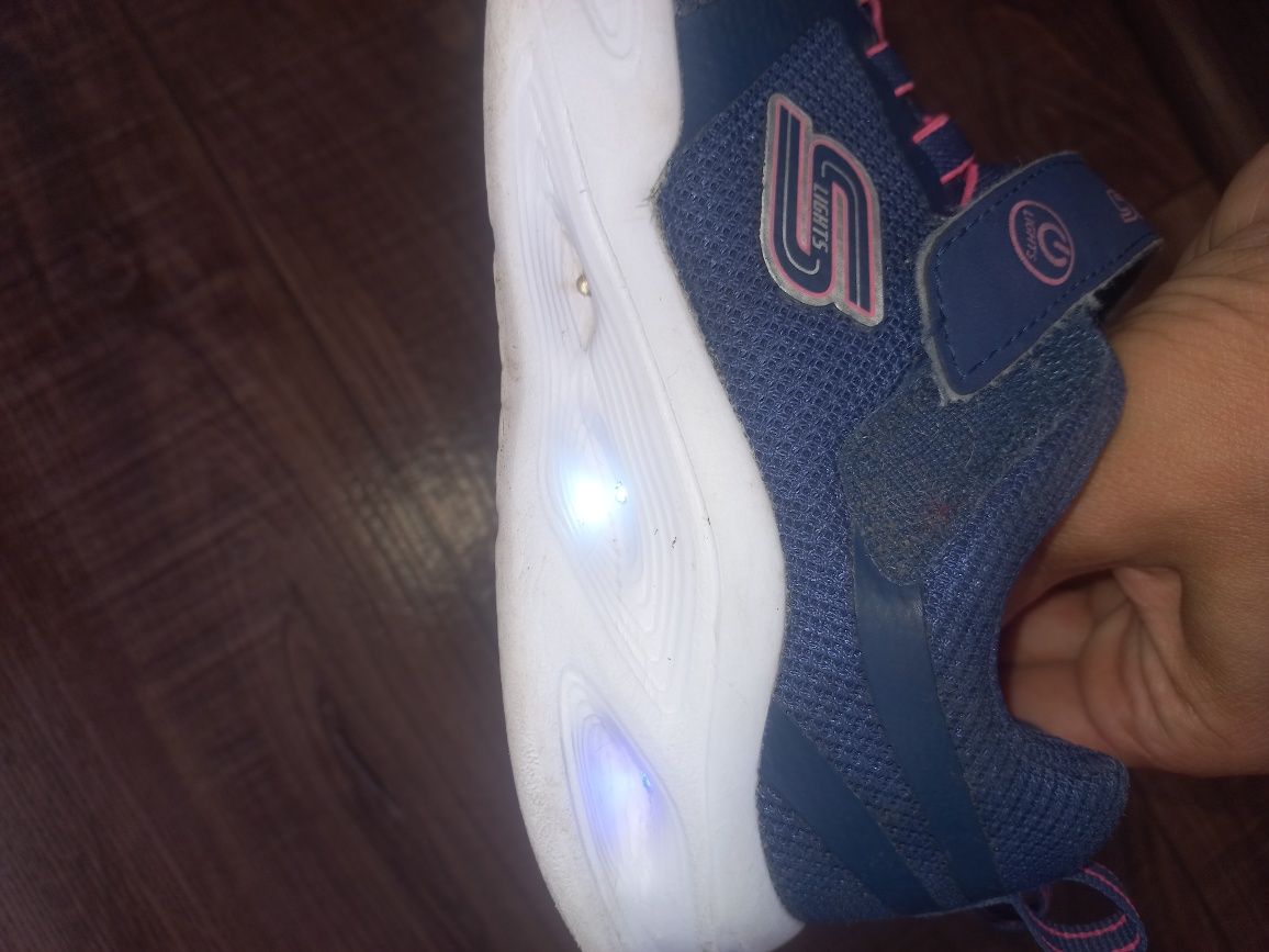 Кроссовки детские  Sketchers р. 29