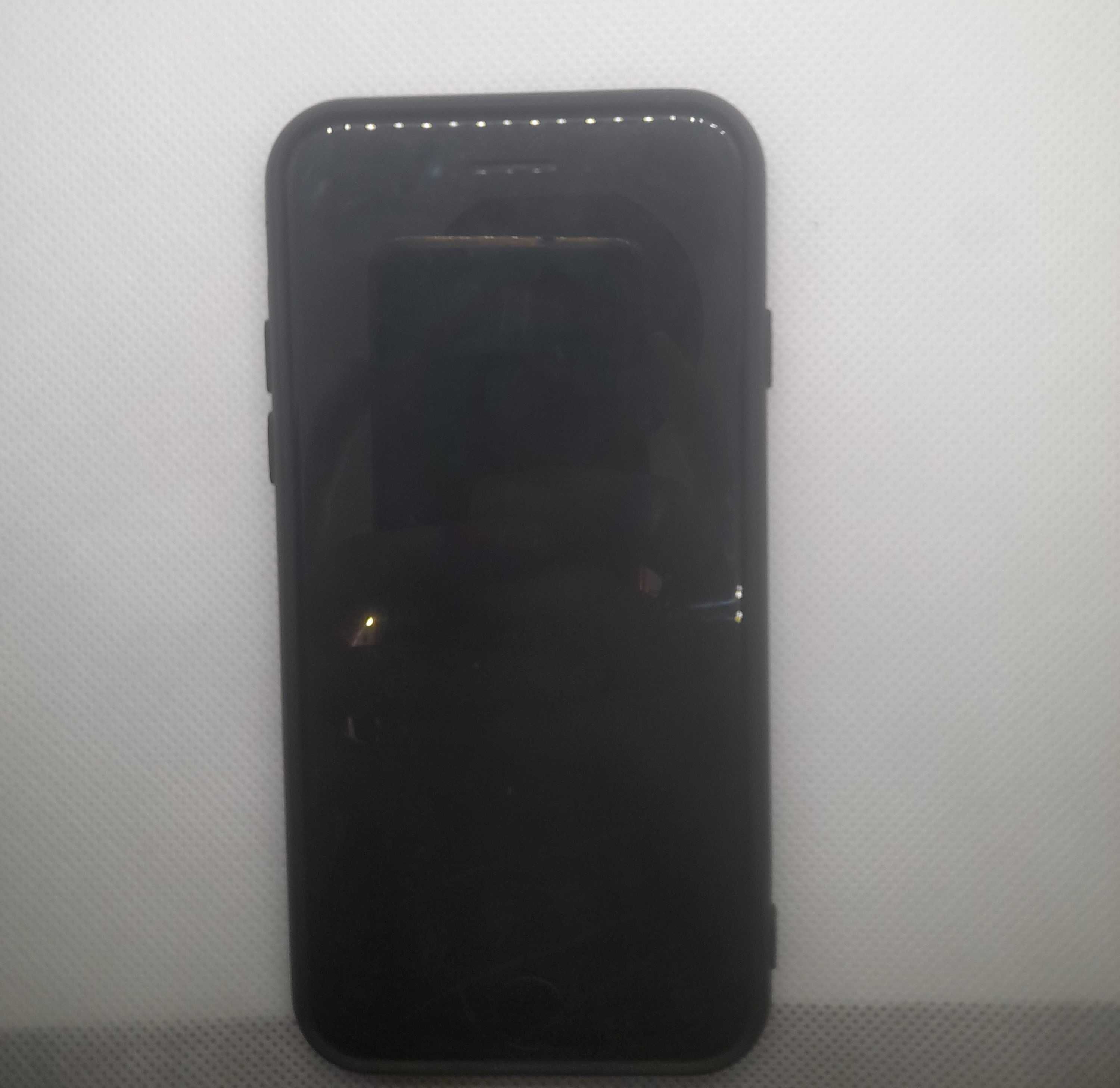 Apple iPhone SE 2022 64GB 5G