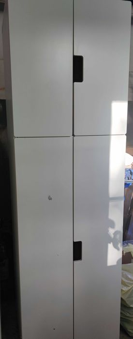 Biała szafa IKEA seria STUVA