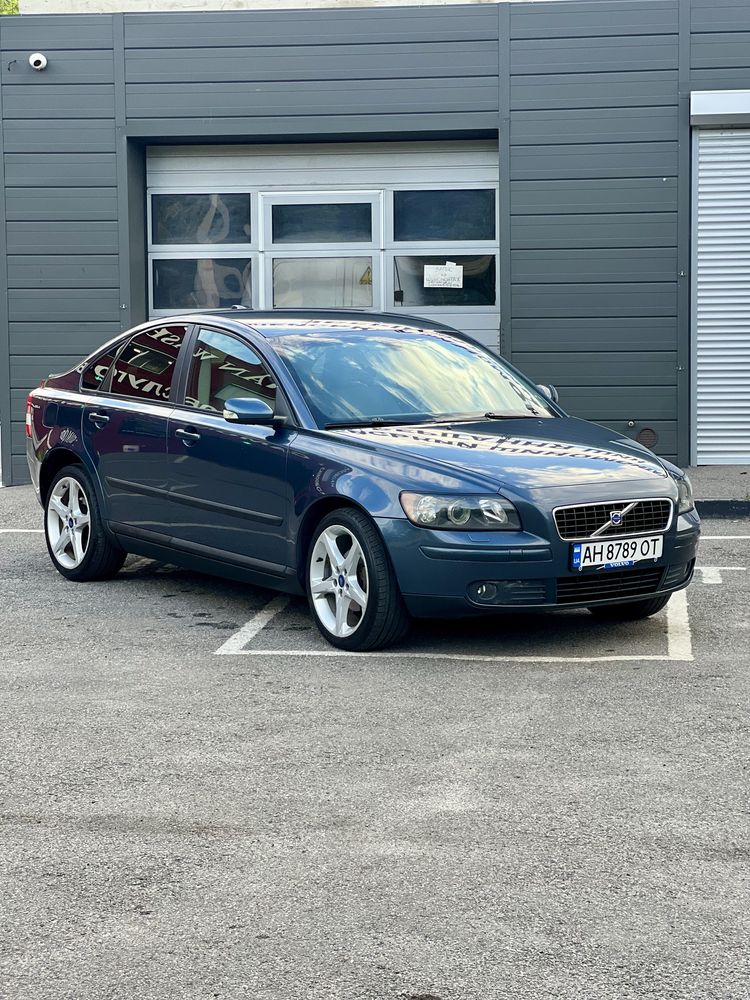Продам Volvo s40