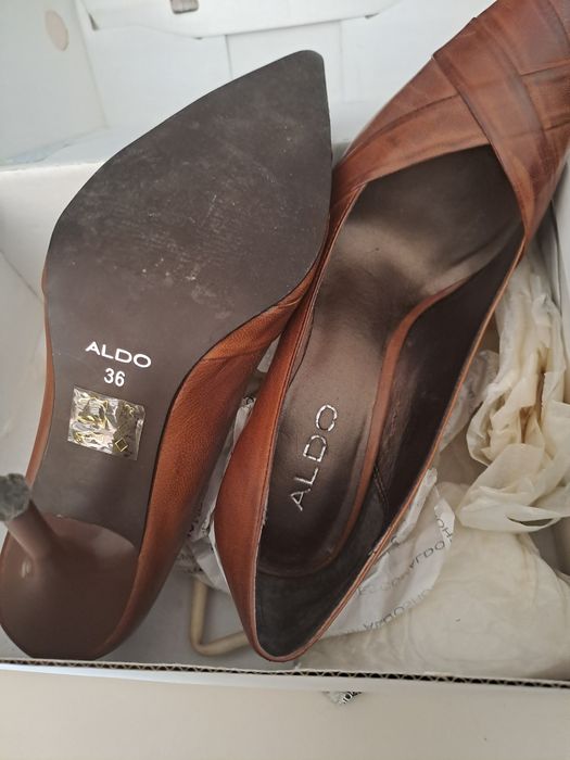 Sapatos salto alto