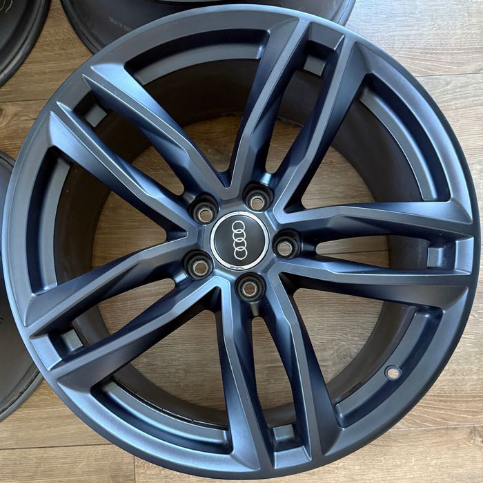 Komplet 4 Felg Audi RS TT A3 19" Et52 9J 57,1mm 5x112