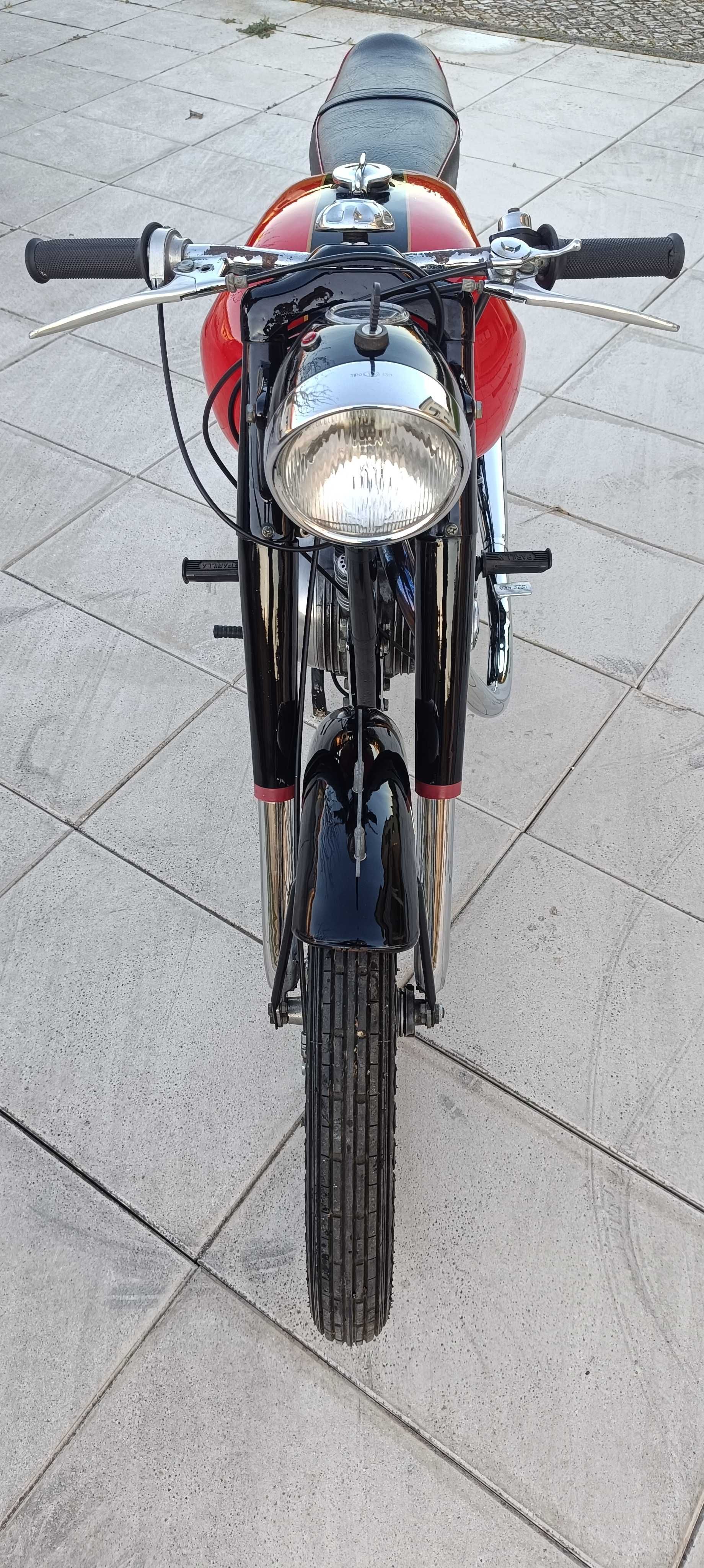 Moto Parilla 175cc Lusso Veloce