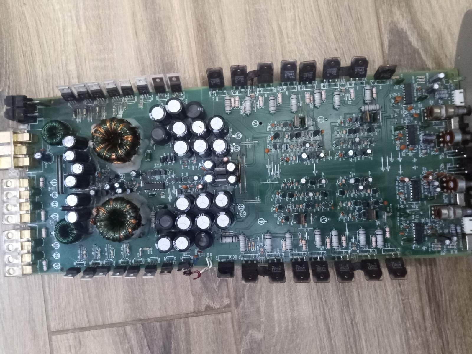 Підсилюва фелікс FX 4500