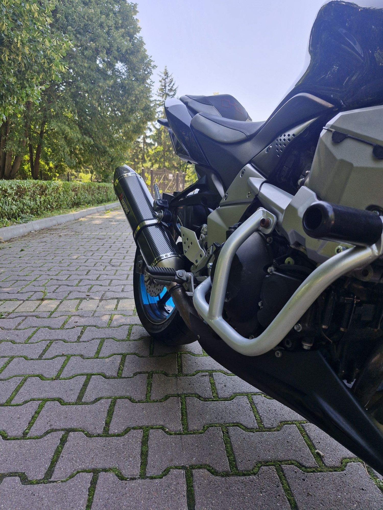 Мотоцикол kawasaki z750