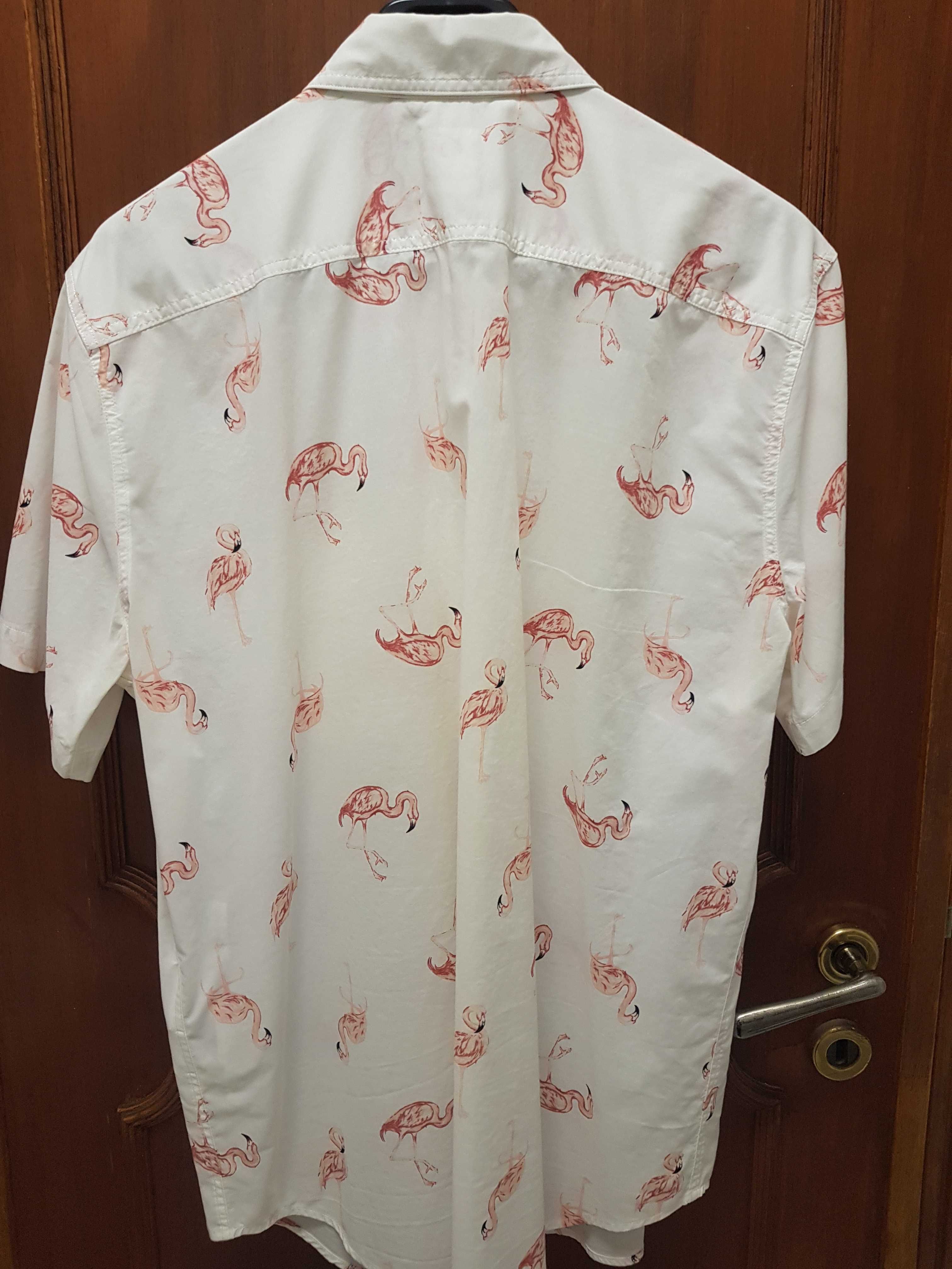 Camisa manga curta havaiana tropical flamingos rosa Levis