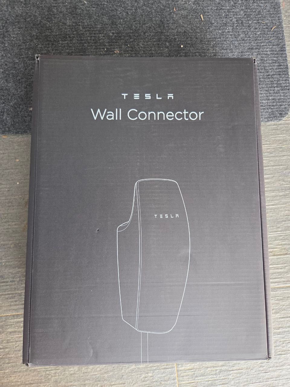 Tesla Wall connector NOVO