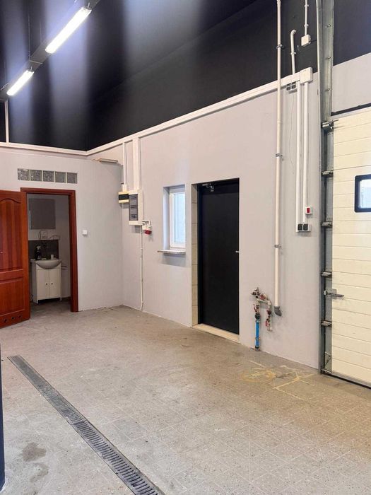 Lokal-budynek usługowo / handlowy Piaseczno  główna ulica