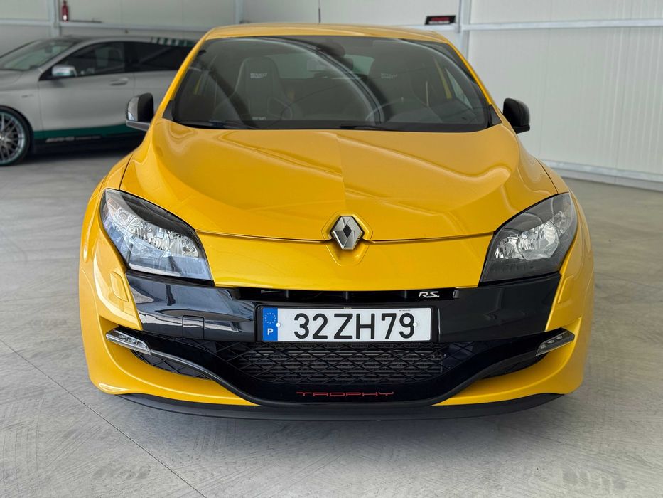 Renault Mégane TROPHY ORIGINAL Nº 933 de 1065 Unidades Produzidas