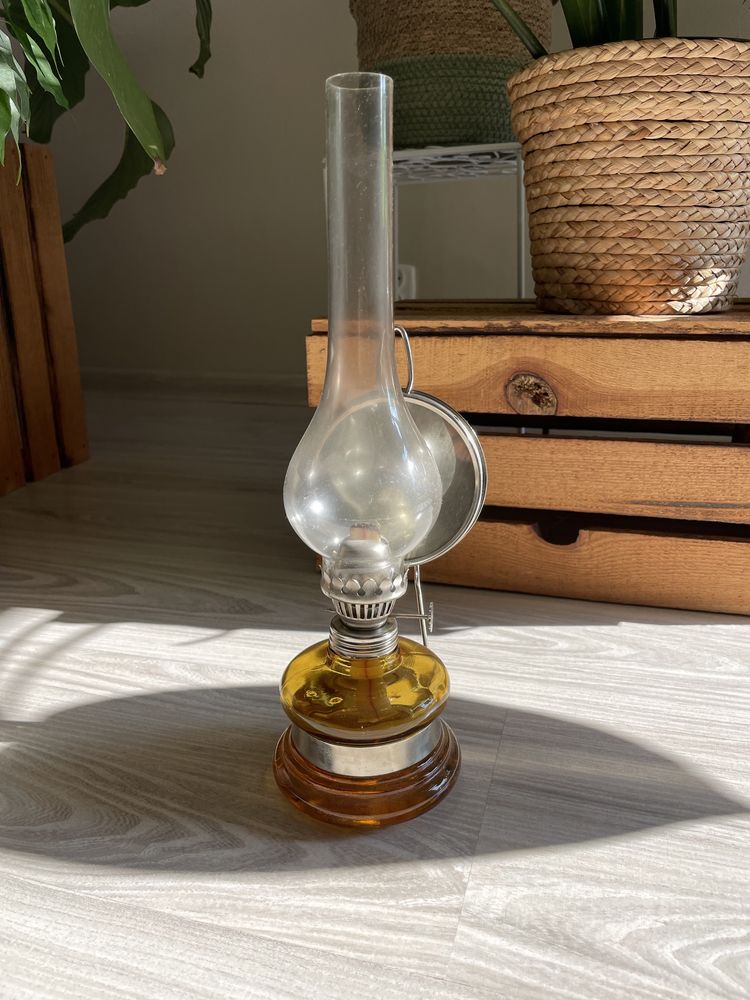 Unikatowa oryginalna zabytkowa lampa naftowa z lusterkiem PRL