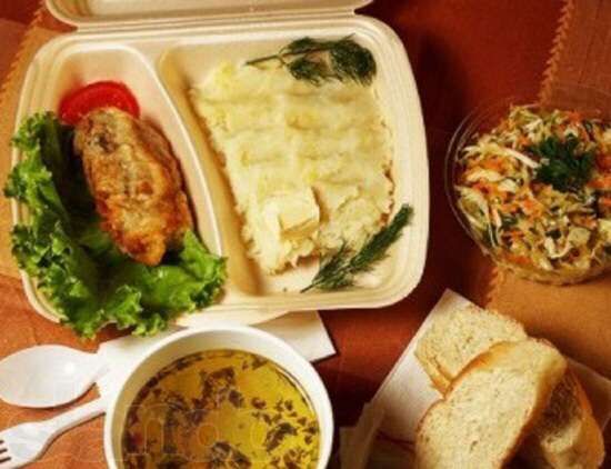 Доставка вкусных їжі обіди комплексні обедов по городу Белая Церковь