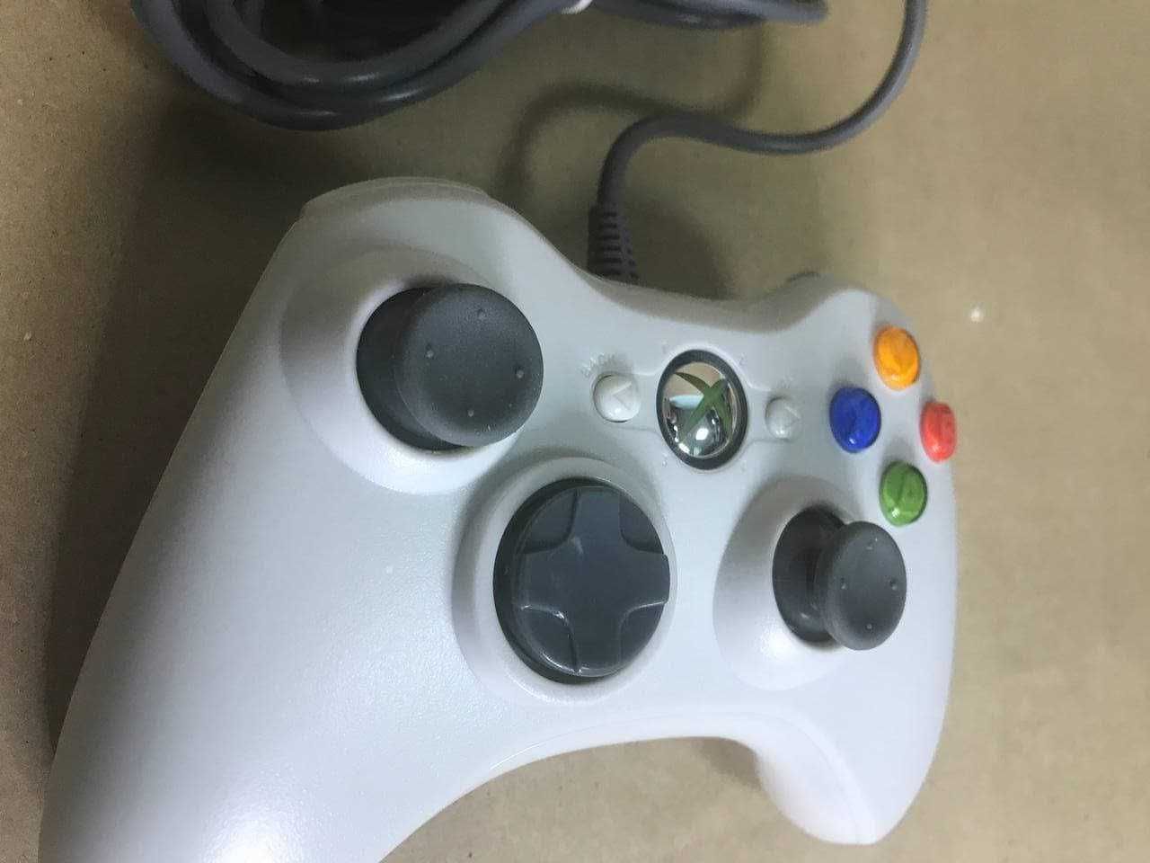 Дротовий джойстик Microsoft Xbox 360