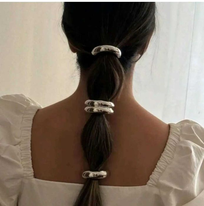 Резинка для волосся з металевим елементом. Резинки-каффы. Заколка