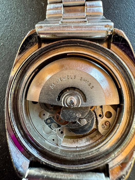 Sheffield Allsport Automatic -  koperta, mechanizm rezerwacja